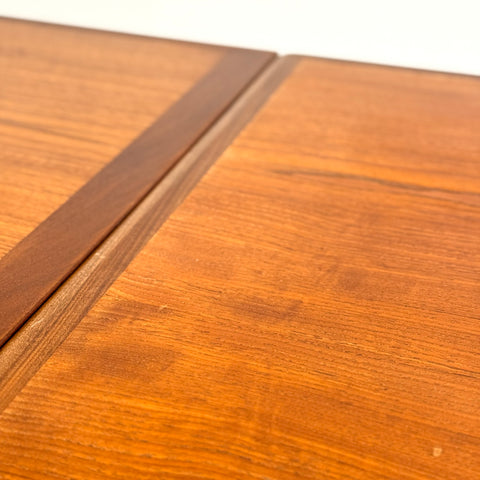 Dining table in teak by Johannes Andersen for Uldum Møbelfabrik, 1950s-60s, Denmark - Beyo Vintage