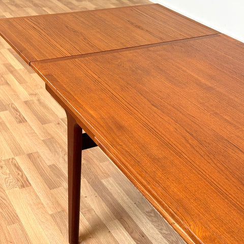 Dining table in teak by Vejle Stole & Furniture Factory, 1950s-60s, Denmark - Beyo Vintage