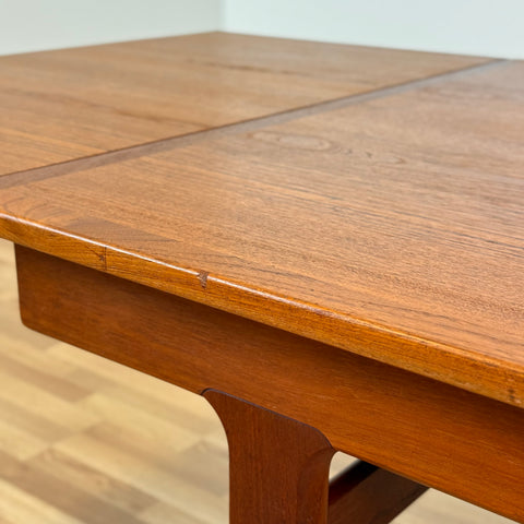 Dining table in teak by Vejle Stole & Furniture Factory, 1950s-60s, Denmark - Beyo Vintage