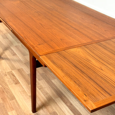 Dining table in teak by Vejle Stole & Furniture Factory, 1950s-60s, Denmark - Beyo Vintage