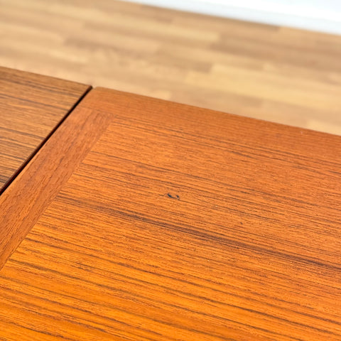 Dining table in teak by Vejle Stole & Furniture Factory, 1950s-60s, Denmark - Beyo Vintage