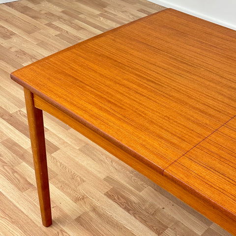 Dining table with one extension, Sweden - Beyo Vintage