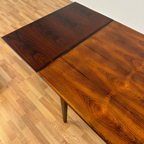 Dining table with two leaves, Denmark - Beyo Vintage