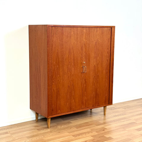 Door cabinet in teak, 1950s-60s, Denmark - Beyo Vintage