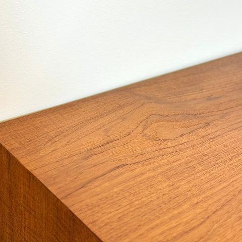 Door cabinet in teak, 1950s-60s, Denmark - Beyo Vintage