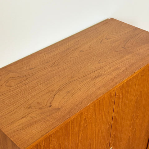 Door cabinet in teak, 1950s-60s, Denmark - Beyo Vintage