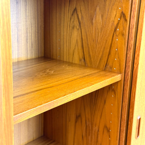 Door cabinet in teak, 1950s-60s, Denmark - Beyo Vintage