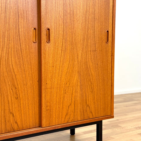 Door cabinet in teak, 1950s-60s, Denmark - Beyo Vintage