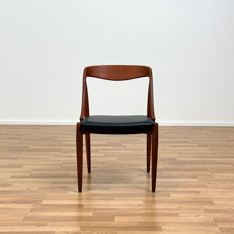Set of 2 dining chairs in teak by Johannes Andersen for Uldum, 1950s-60s, Denmark - Beyo Vintage