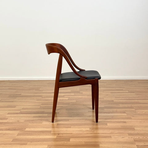 Set of 2 dining chairs in teak by Johannes Andersen for Uldum, 1950s-60s, Denmark - Beyo Vintage