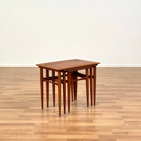 Set of 3 nest of tables in teak by Kai Kristiansen for Skovmand & Andersen, 1950s-60s Denmark - Beyo Vintage