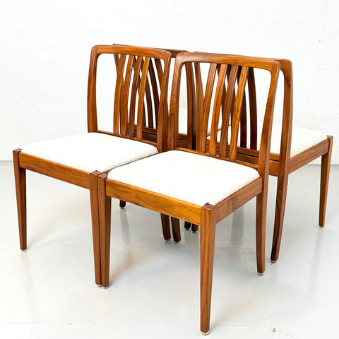 Set of 4 chairs made of walnut by Lammhult, 1950s-60s, Sweden - Beyo Vintage