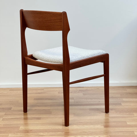 Set of 4 dining chairs in solid teak, Eric Buch - Beyo Vintage