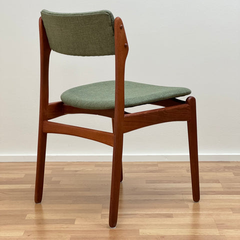Set of 4 dining room chairs, Eric Buch - Beyo Vintage