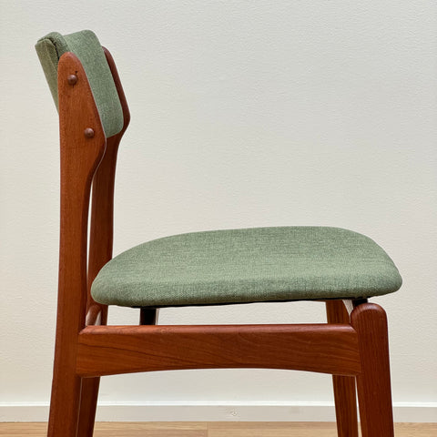 Set of 4 dining room chairs, Eric Buch - Beyo Vintage