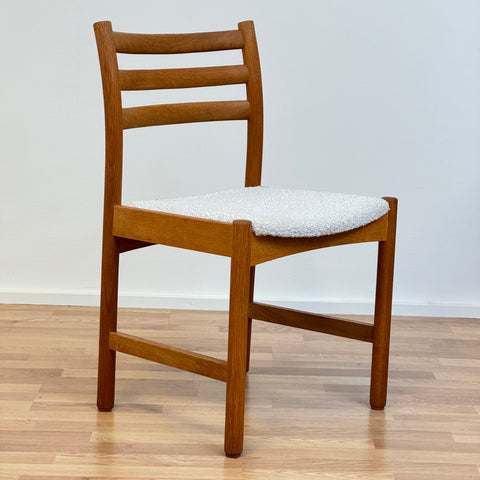 Set of 4 solid oak dining chairs, 1960s Denmark - Beyo Vintage