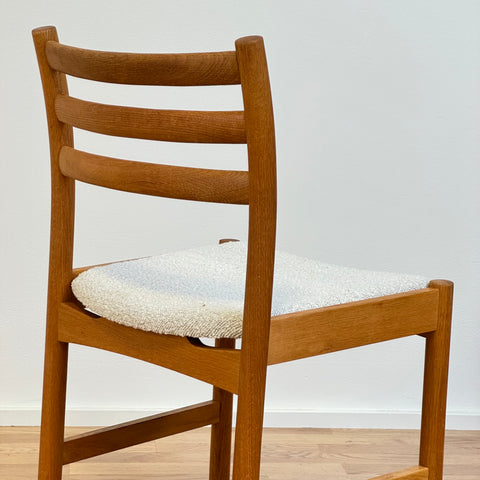 Set of 4 solid oak dining chairs, 1960s Denmark - Beyo Vintage