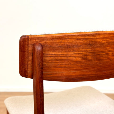 PRICE Set of 6 dining chairs in solid teak by Thorsö, 1950s-60s, Denmark - Beyo Vintage