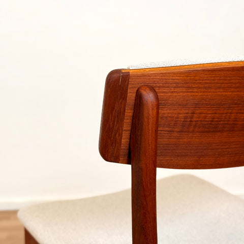 PRICE Set of 6 dining chairs in solid teak by Thorsö, 1950s-60s, Denmark - Beyo Vintage