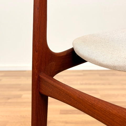 PRICE Set of 6 dining chairs in solid teak by Thorsö, 1950s-60s, Denmark - Beyo Vintage