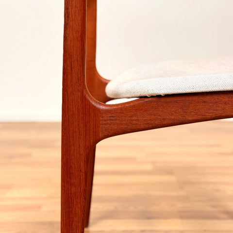PRICE Set of 6 dining chairs in solid teak by Thorsö, 1950s-60s, Denmark - Beyo Vintage