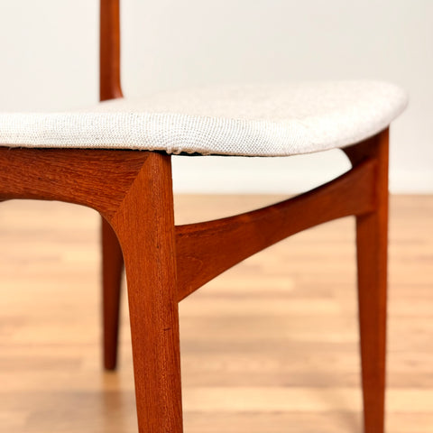 PRICE Set of 6 dining chairs in solid teak by Thorsö, 1950s-60s, Denmark - Beyo Vintage