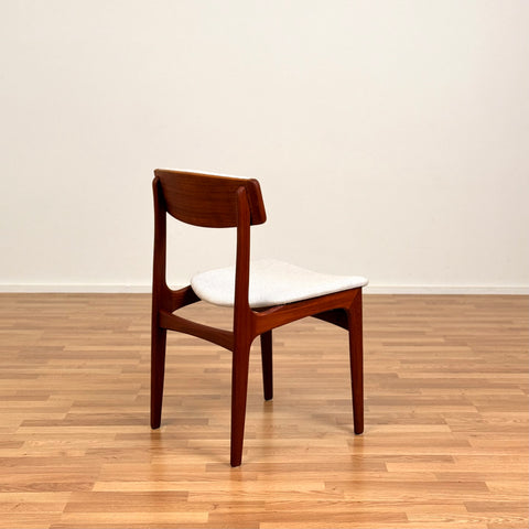 PRICE Set of 6 dining chairs in solid teak by Thorsö, 1950s-60s, Denmark - Beyo Vintage