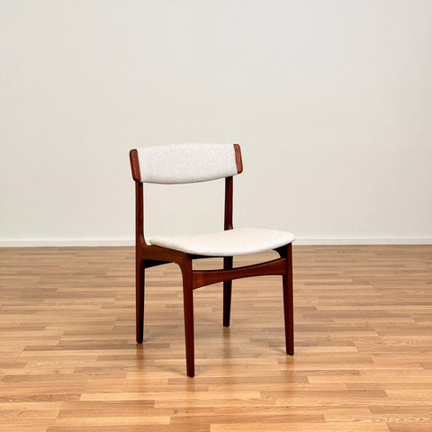 PRICE Set of 6 dining chairs in solid teak by Thorsö, 1950s-60s, Denmark - Beyo Vintage