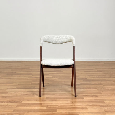 Set of 8 dining chairs "Sonja Chair" in teak by Johannes Andersen for Vamo, 1950s-60s, Denmark - Beyo Vintage