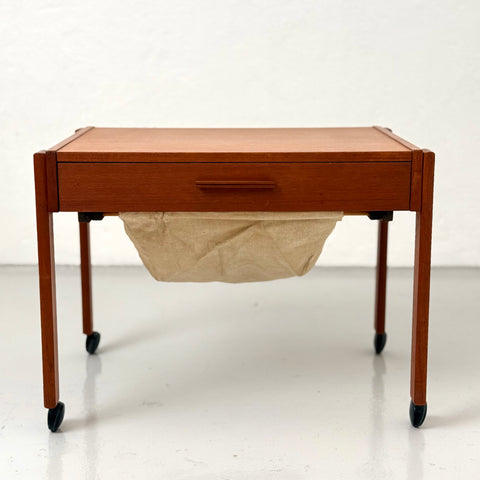 Sewing table/Trolley in teak with 1 drawer, 1950s-60s, Denmark - Beyo Vintage