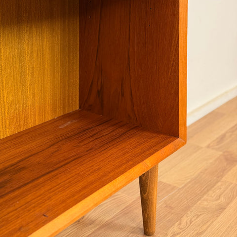 Small bookshelf in teak, 1950s-60s