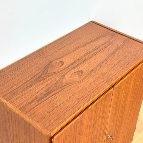 Storage cabinet in teak, 1950s-60s, Denmark - Beyo Vintage