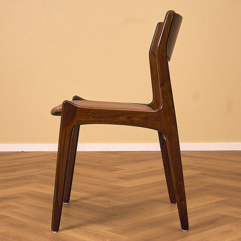Sorø Stolefabrik Santos Rosewood Dining Chair with Light Brown Leather Seat, side view
