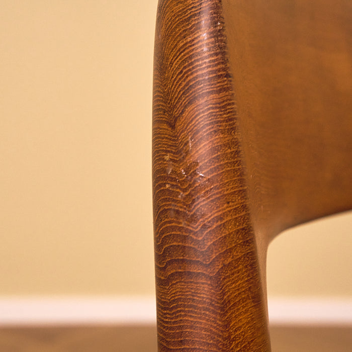 Niels O. Møller Model 75 Teak Dining Chair with Brown Leather Seat, condition detail 13