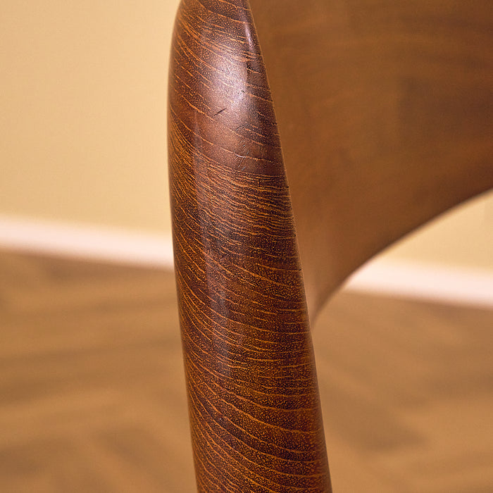 Niels O. Møller Model 75 Teak Dining Chair with Green Leather Seat, condition detail 13
