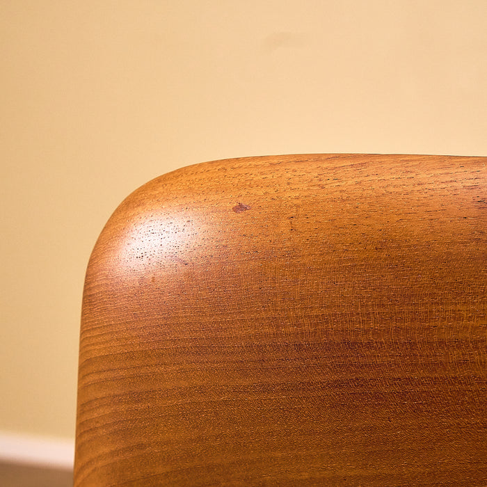 Niels O. Møller Model 75 Teak Dining Chair with Green Leather Seat, condition detail 17