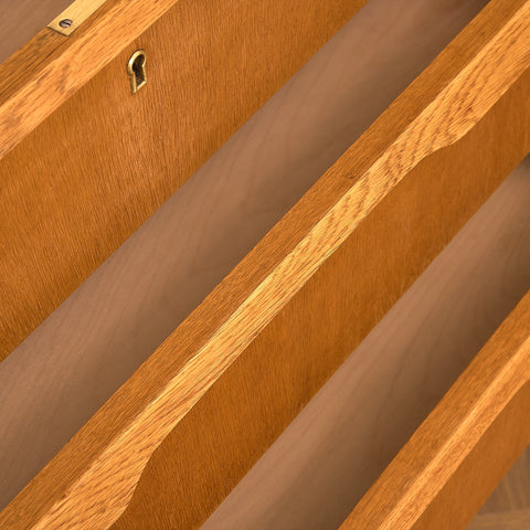 Danish chest of drawers in oak