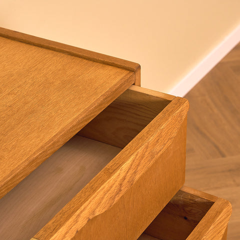Danish chest of drawers in oak