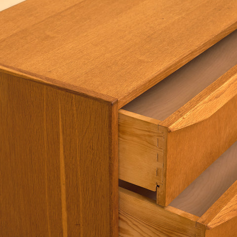 Danish chest of drawers in oak