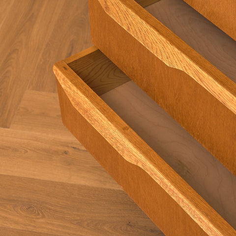 Danish chest of drawers in oak