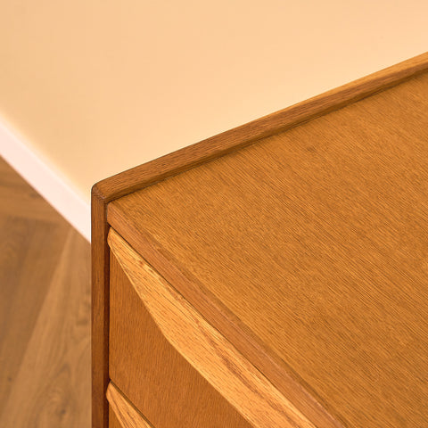 Danish chest of drawers in oak