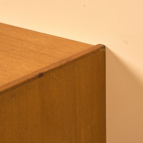 Danish chest of drawers in oak