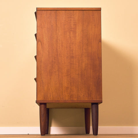 Danish Teak Chest of Four Drawers, side profile