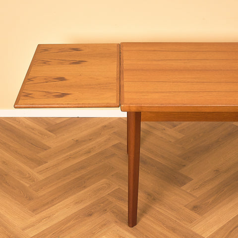 Danish Teak Draw-Leaf Dining Table, close-up of a pull-out leaf in teak